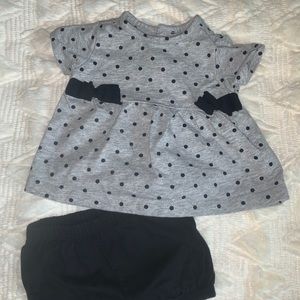 Carters baby girl 2 piece outfit